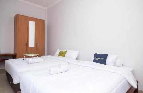 Klaten Selatan Hotel | Urbanview Syariah Loji Arum Stasiun Klaten by RedDoorz