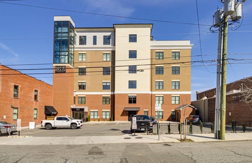 Central Business District Apartment | 74 m² Apartment ∙ 4 guests