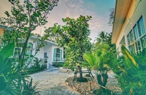 Ban Chang Resort | Utapao sattahip rayong resort