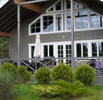 Torsby House | Utsikten - Ny flott hytte, Privat Badstue, Spabad!