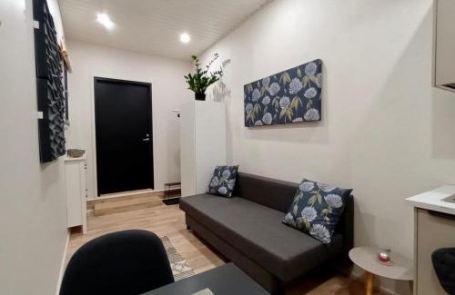 Oulu Apartment | Uusi miniasunto Hiukkavaarassa ilmaisella pysäköinnillä