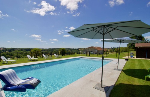 Availles-Limouzine Cottage | VéloGîtes, Gîte de la Bussière, the perfect place for a family vacation?