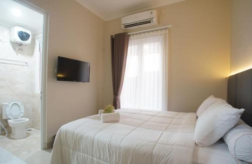 Catur Tunggal House | V living
