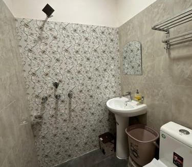 Jalandhar Hotel | V2 Guest House