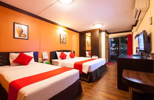 Ramkhamhaeng Cabin | Vabua Asotel Bangkok