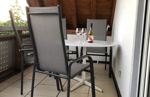 Oberrotweil Apartment | Vacation apartment for 4 people with balcony and view of the vineyards