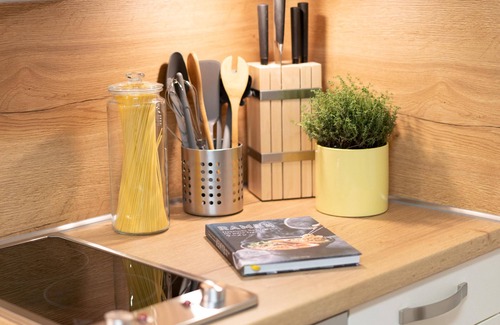 Cappel-Neufeld Apartment | Vacation apartment Hansekogge 2-3 - picturesque and stylish.