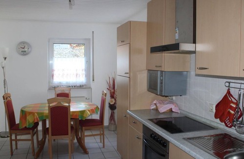 Hoehr-Grenzhausen Apartment | Vacation apartment Glock - 4-bed apartment