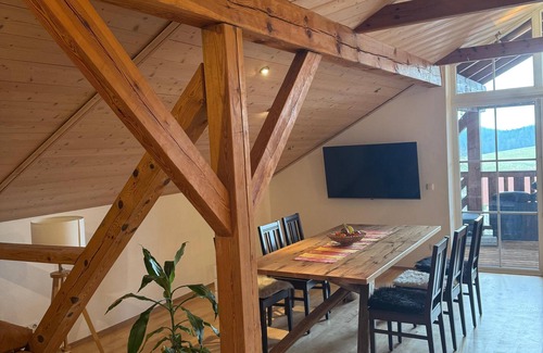 Reut Apartment | Vacation apartment hayloft