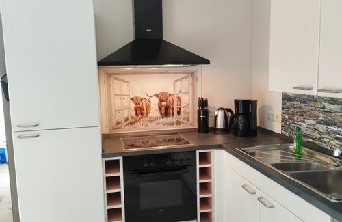 Prezelle Apartment | Vacation apartment Hof Lanze with a view of the Eichenallee