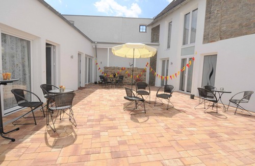 Luchtringen Apartment | Vacation apartment in a listed building from 1768