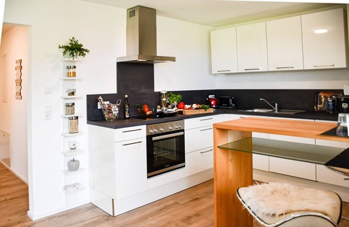 Hausach Apartment | Vacation apartment Kapellenblick 85sqm with whirlpool and infrared sauna, 2 bedrooms for max. 4 persons
