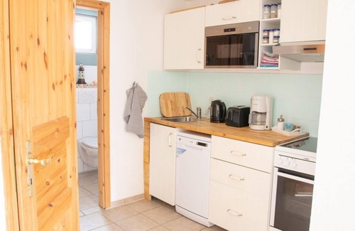 Bak Apartment | Vacation apartment "Löwenzahn" - vacation apartment, ground floor, 2 bedrooms