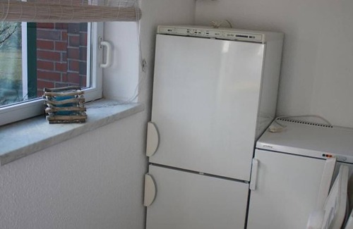 Bak Apartment | Vacation apartment "Löwenzahn" - vacation apartment, ground floor, 2 bedrooms