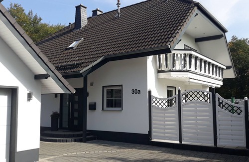 Elbingen Apartment | Vacation apartment Meyer with private pool and garden sauna, exclusive FEWO.