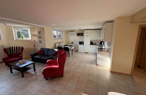Zulpich Apartment | Vacation apartment Radermacher - 4-bed vacation apartment Radermacher, shower/WC