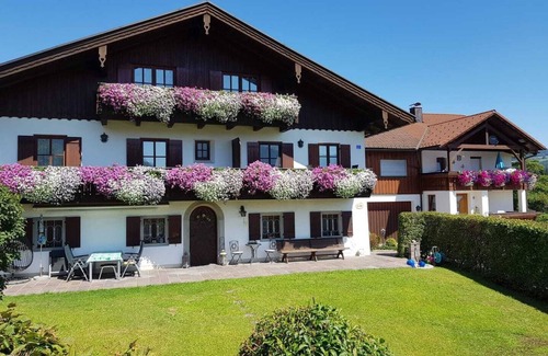 Aufham Apartment | Vacation apartment Wastlhof, 62 sqm, ground floor, 2 bedrooms, 4 persons