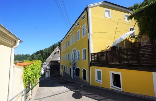 Bogenhofen Apartment | Vacation apartment with an excellent view