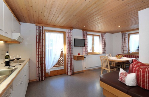 Damuels House | Vacation apartment Zafernhorn 4 persons, 2 bedrooms - Aparthotel Garni Schönblick