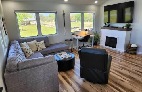 Cleora House | Vacation Cabin Rental at Duck Creek on Grand Lake Oklahoma