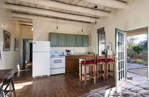 Nambe House | Vacation Casita Manzana - next to Vineyard in Nambe, Santa Fe County, NM