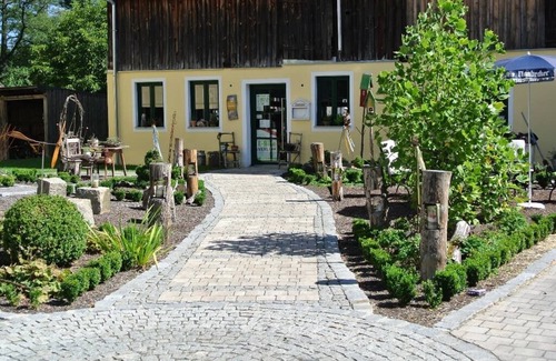 Schwarzach b. Nabburg Apartment | Vacation apartment "Kornkammer" with balcony 68sqm