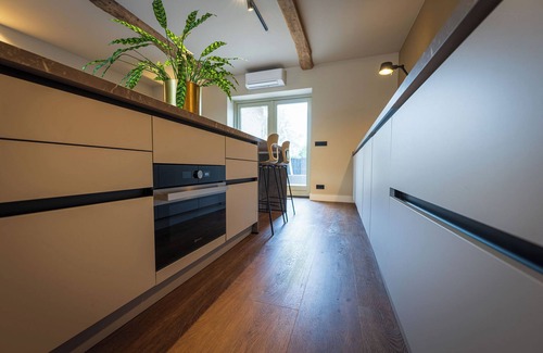Nuth Other | Vacation home * Atmospheric * Luxury * - 3 spacious bedrooms, each with private bathroom