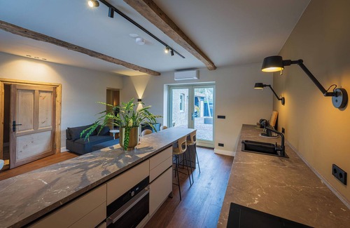 Nuth Other | Vacation home * Atmospheric * Luxury * - 3 spacious bedrooms, each with private bathroom
