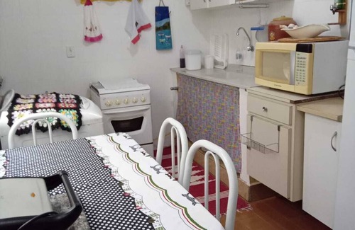 Aguas de Lindoia House | Vacation home Águas de Lindoia, 1 km from the center, with barbecue and W-Fi