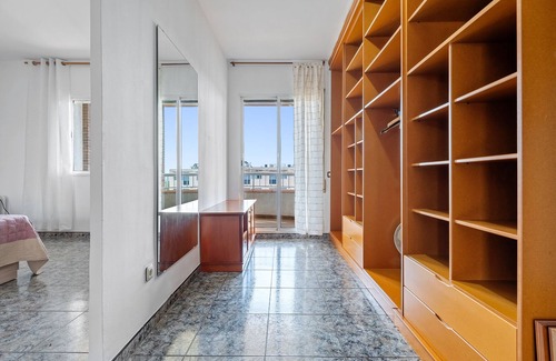 Santa Barbara House | Vacation Home "Ca La Pepa" with Mountain View & 5 Private Terraces