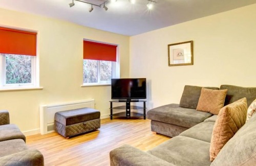 Nantgarw House | Vacation home Cwm Tawel in Cardiff - 8 persons, 4 bedrooms