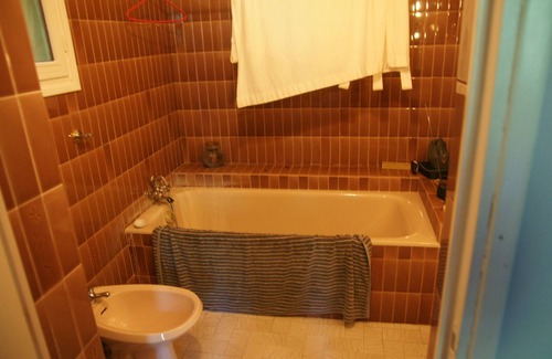 Chamaret House | Vacation Home "Gite Delatouche" with Private Pool, Shared Terraces & Wi-Fi