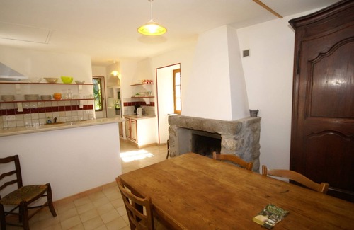 Brujas House | Vacation Home in Ardèche near Pont d'Arc