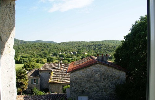 Brujas House | Vacation Home in Ardèche near Pont d'Arc