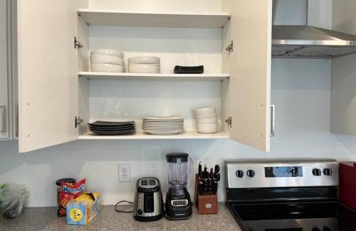Ponderosa - Wingate House | Vacation Home in CLT King and 3Q