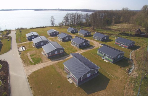 Klein Wittensee House | Vacation home K (77 m²) with lake view for up to 4 people