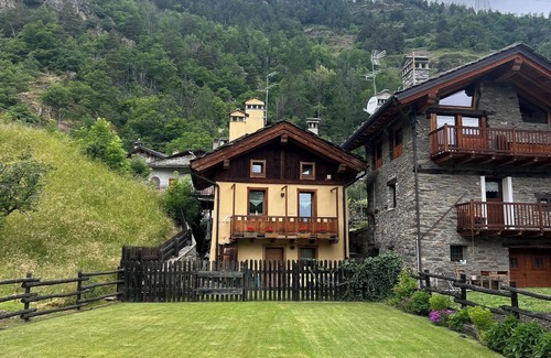 Arvier House | Vacation home La Ravoire
