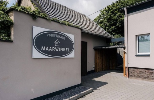 Gillenfeld House | Vacation home Maarwinkel - 4-bed vacation home bath/WC, 2 bedrooms