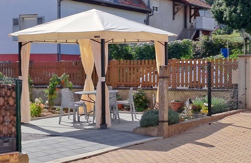 Aschbach House | Vacation Home "Maurer" with Private Terrace, Shared Garden & Wi-Fi