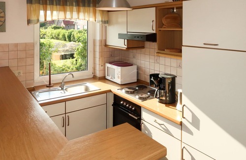 Ditzumerverlaat House | Vacation home Wilken by Interhome