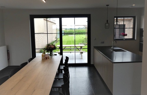 Gistel House | Vacation home with indoor pool