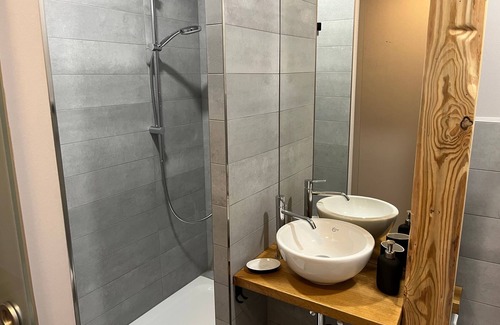 Bad Konig Apartment | Vacation room Kloa-Paris - Living with FrauSchmitt