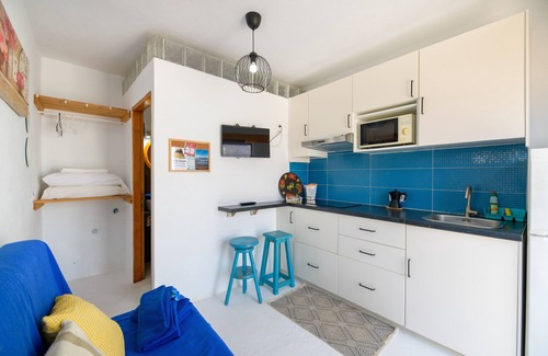 Caleta de Sebo Apartment | Vacation Studio 'Loft La Caletilla' with Sea View and Private Terrace