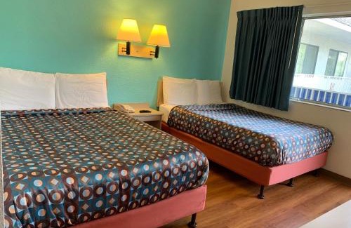 Sylmar Hotel | Vagabond Inn Sylmar