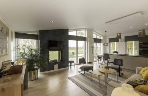 Wemeldinge House | Vakantiehuis Ruisweg 89 by Interhome