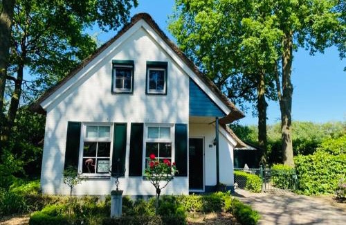 Heel House | Vakantiehuis Villa 56