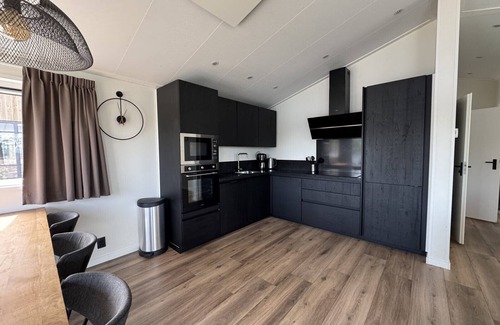 Kerkdriel House | Vakantiepark Aan de Maas - Vakantiehuis 6L Waterfr