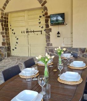 San Giovanni d'Asso House | VAL D'ORCIA DELUXE 3 incantevole casa con vista sulle colline, WiFi e parcheggio