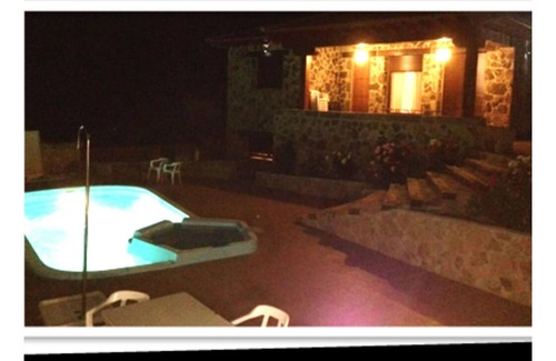 Navaluenga House | Valdebruna II and Gredos Houses