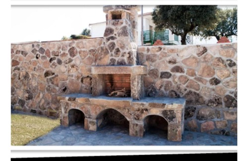 Navaluenga House | Valdebruna II and Gredos Houses